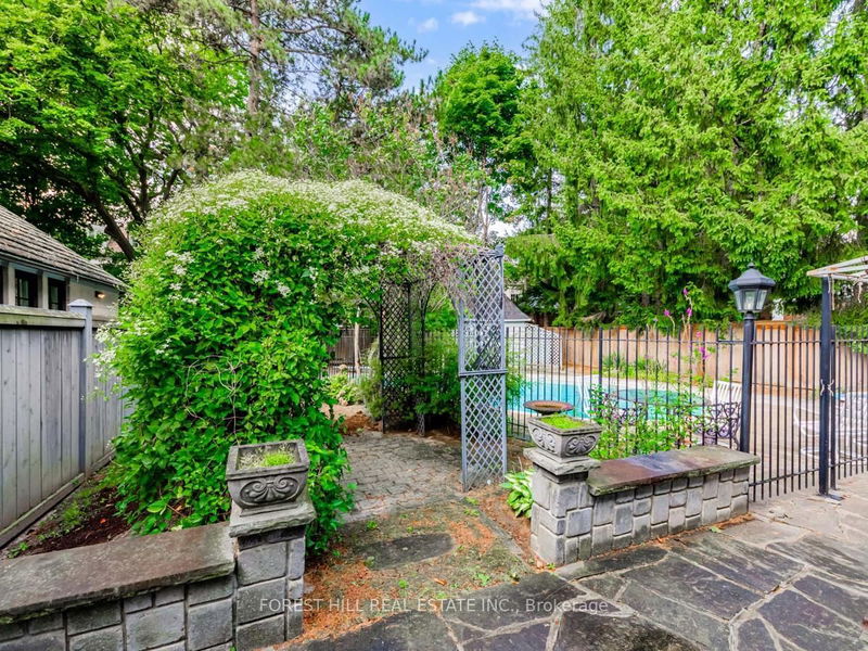 108 Forest Hill Rd  Toronto, M4V 2L7 | Image 38