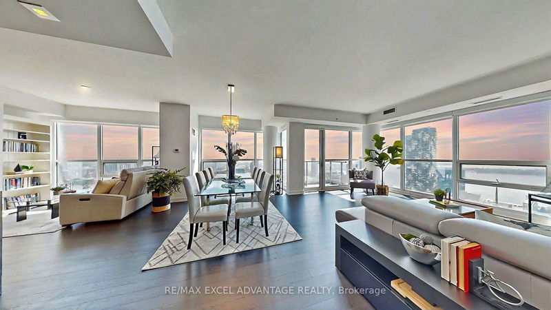 home for sale on 4806-88 Scott Street