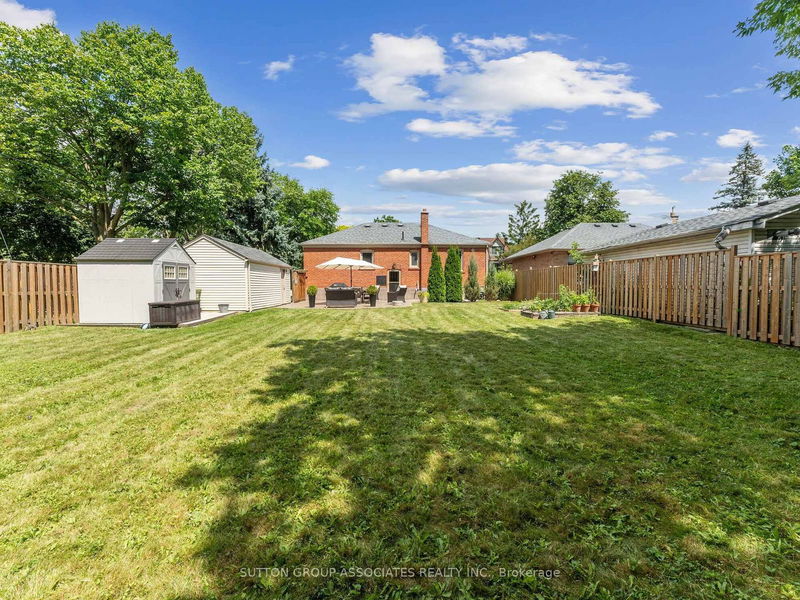 397 Horsham Ave  Toronto, M2R 1H1 | Image 33