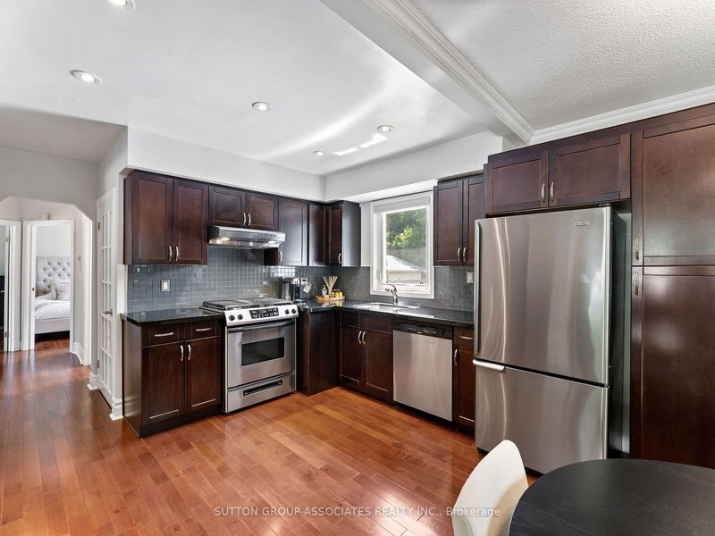 397 Horsham Ave  Toronto, M2R 1H1 | Image 8