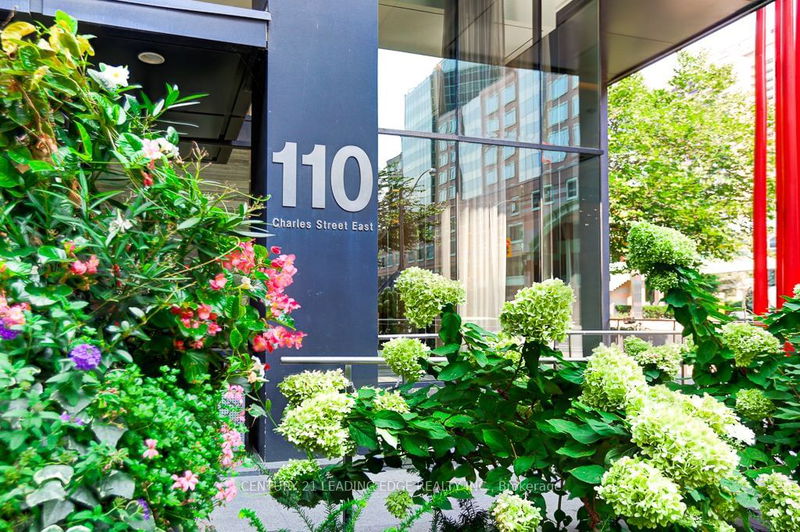 home for lease on 2904-110 Charles Street E