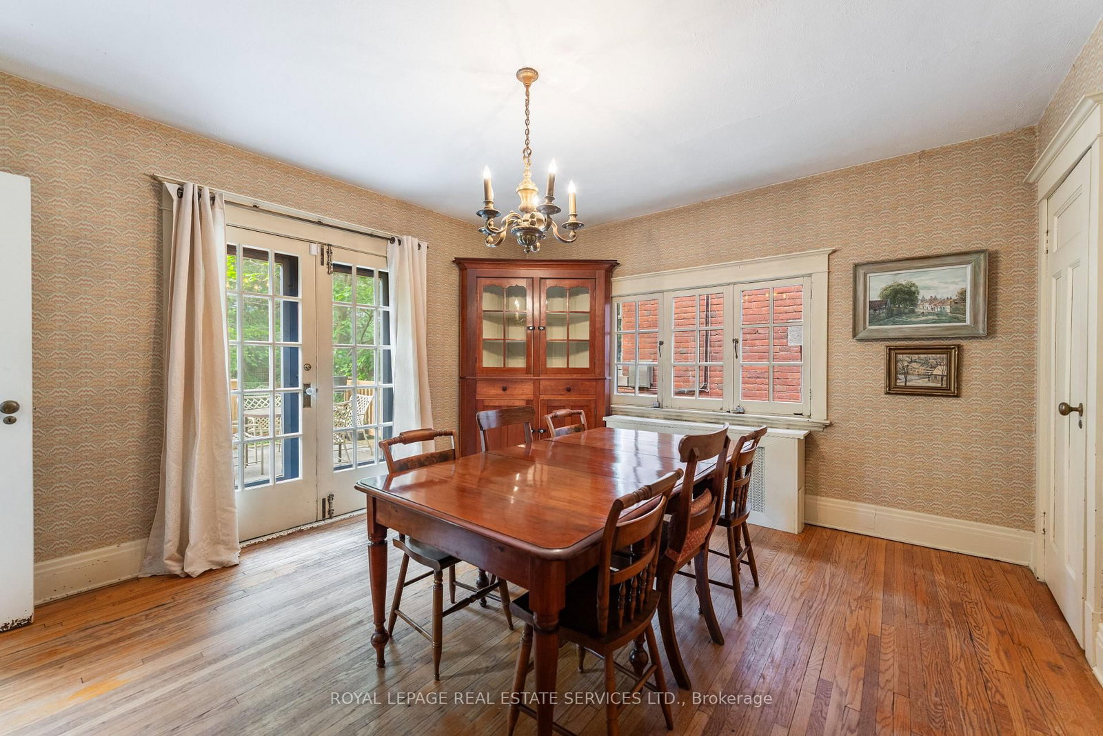 Listing Image 7