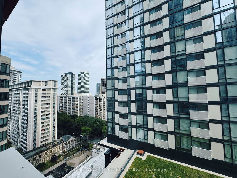 home for lease on 1204-18 Maitland Terrace