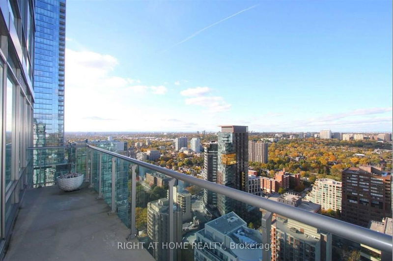  3404 - 18 Yorkville Ave  Toronto, M4W 3Y8 | Image 7