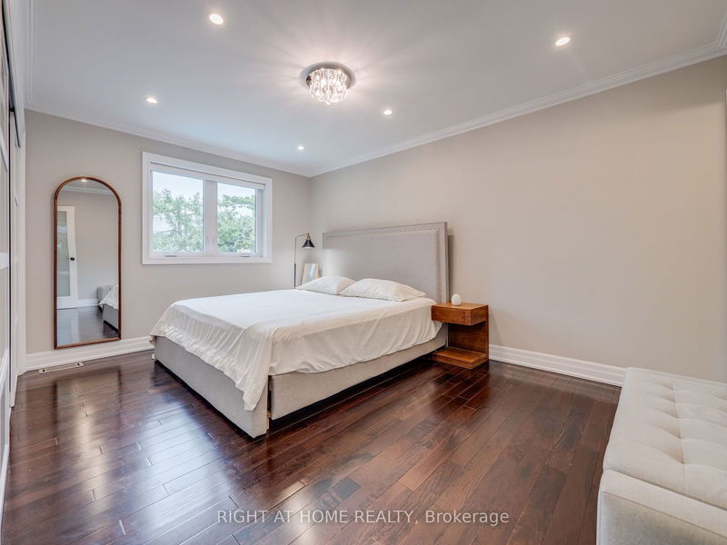 41 Aldenham Cres  Toronto, M3A 1S3 | Image 24