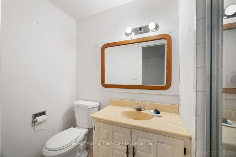 78 Arjay Cres  Toronto, M2L 1C7 | Image 16