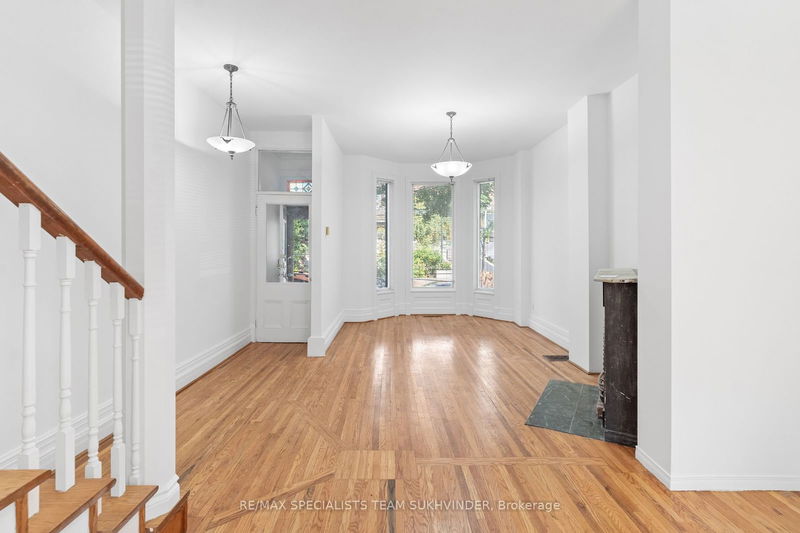 82 Bleecker St  Toronto, M4X 1L8 | Image 3