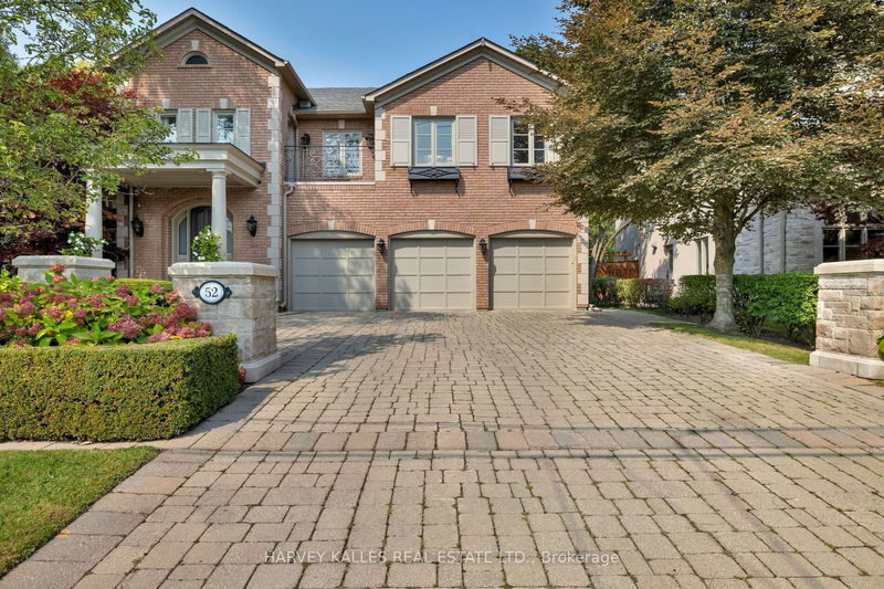 52 Berkindale Dr  Toronto, M2L 1Z8 | Image 1