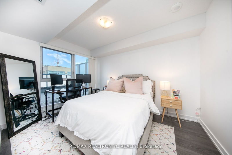  808 - 125 Redpath Ave  Toronto, M4S 0B5 | Image 13