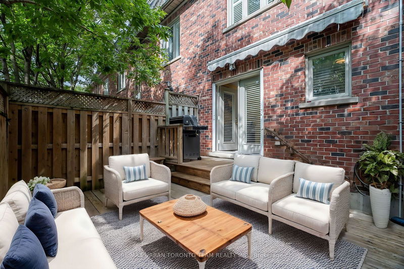 35E Spruce St  Toronto, M5A 2H8 | Image 34