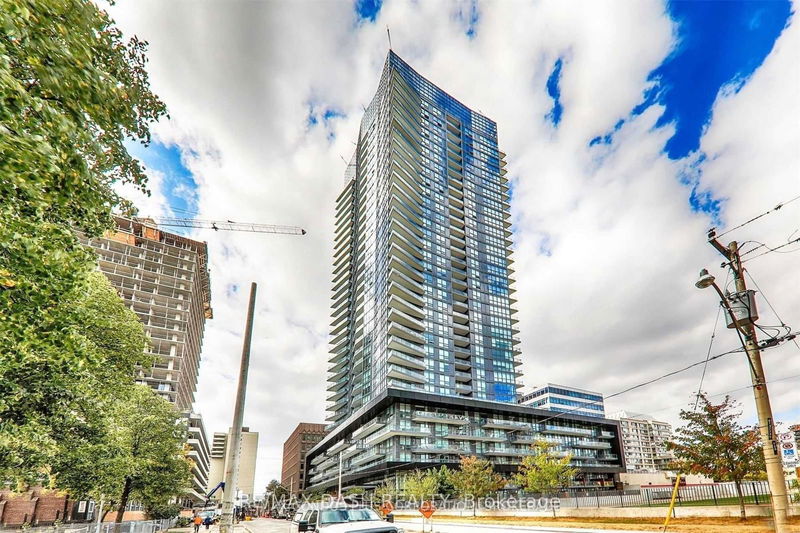 home for lease on 1208-30 Roehampton Avenue