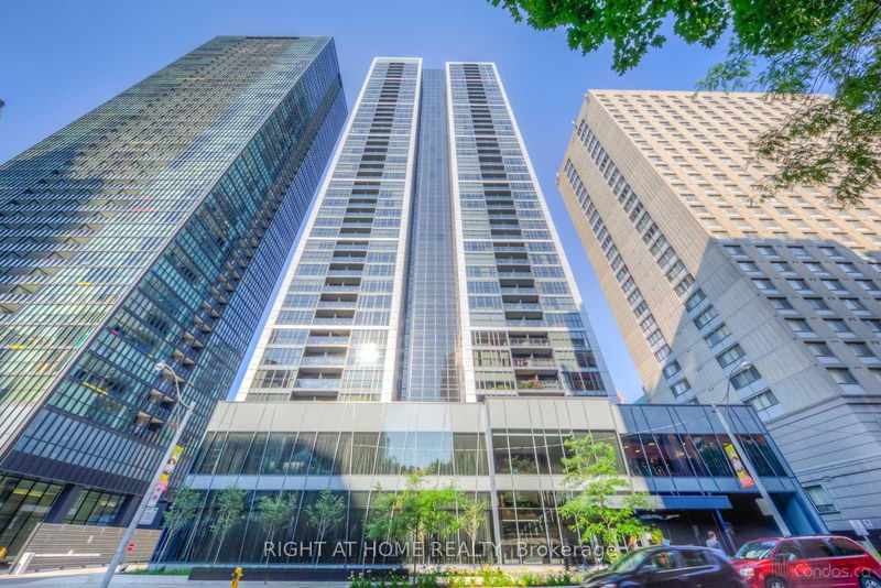 home for lease on 3302-28 TED ROGERS Way