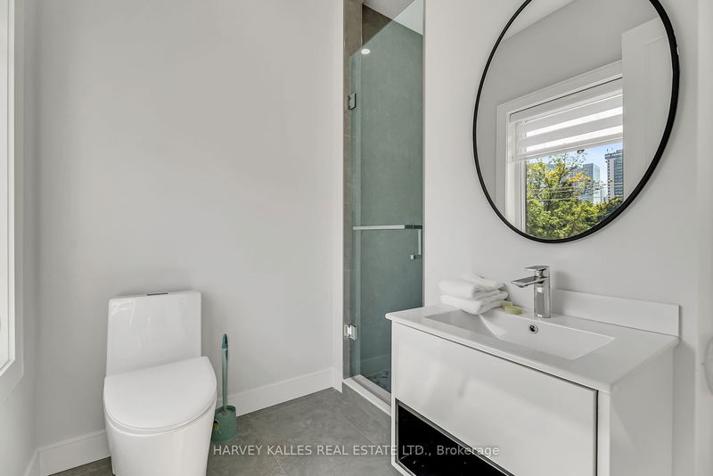 194 Sheldrake Blvd  Toronto, M4P 2B5 | Image 25