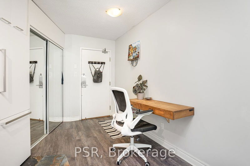  921 - 650 Queens Quay  W Toronto, M5V 3N2 | Image 3