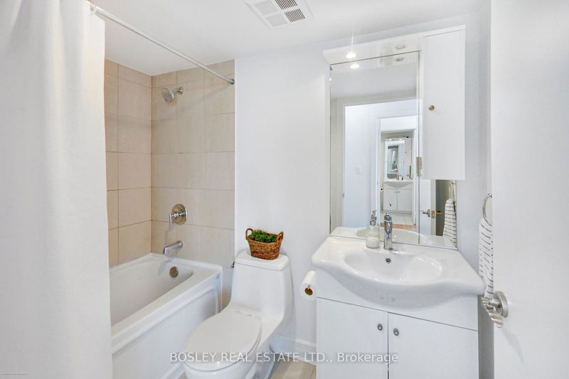  1210 - 16 Harrison Garden Blvd  Toronto, M2N 7J6 | Image 18