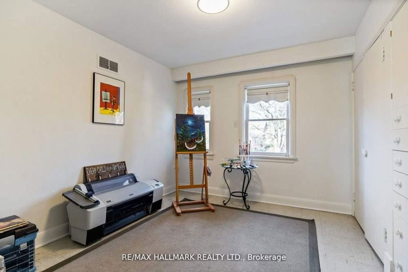 20 Owen Blvd  Toronto, M2P 1E9 | Image 23