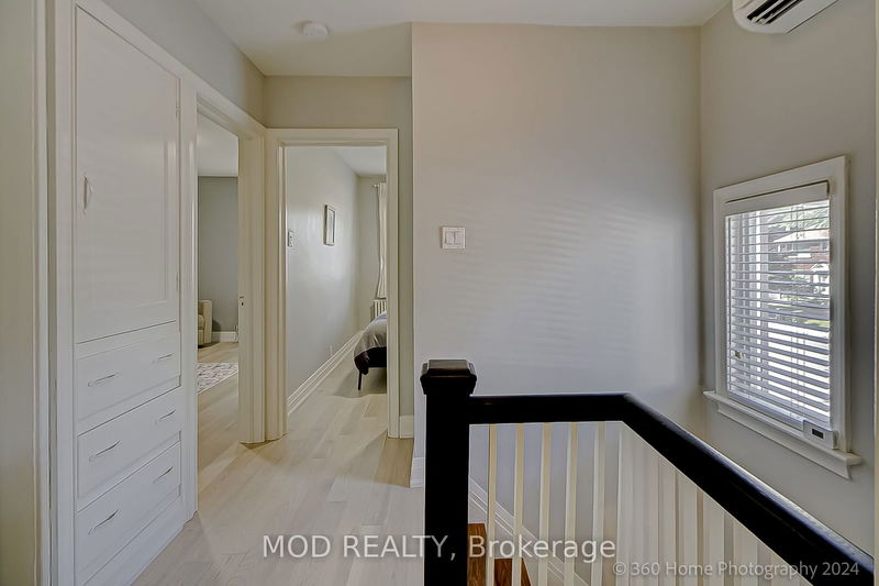 272 Rumsey Rd  Toronto, M4G 1P9 | Image 10