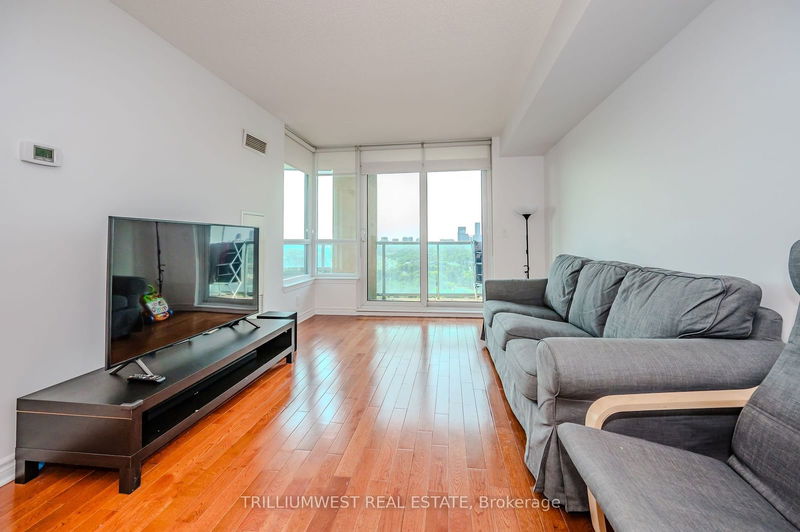  2111 - 17 Barberry Pl  Toronto, M2K 3E2 | Image 10