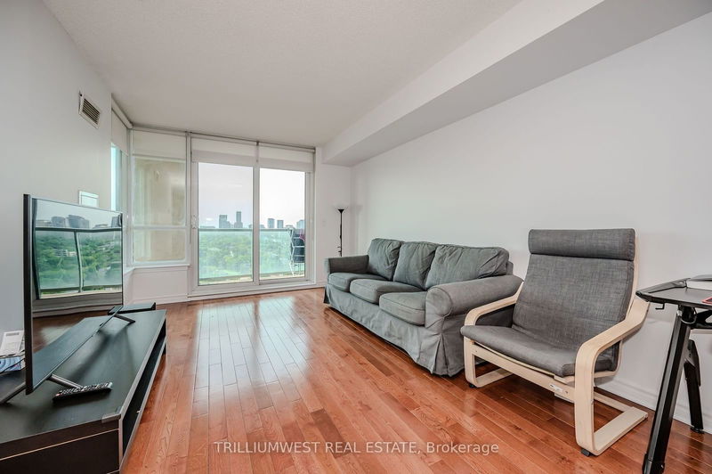  2111 - 17 Barberry Pl  Toronto, M2K 3E2 | Image 9