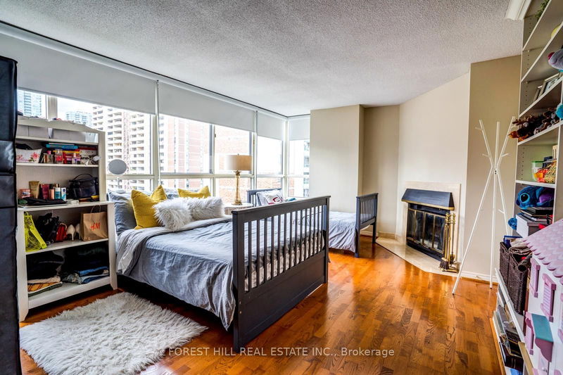  903 - 130 Carlton St  Toronto, M5A 4K3 | Image 24