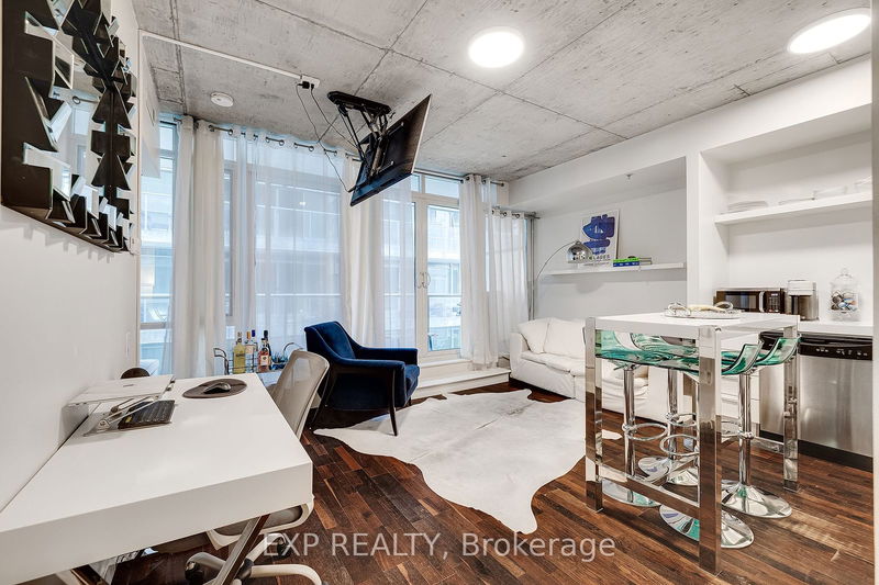  321 - 75 portland St  Toronto, M5V 2M9 | Image 3