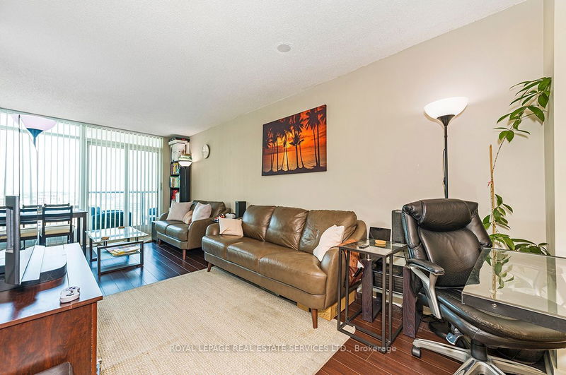  2601 - 373 Front St W Toronto, M5V 3R7 | Image 10