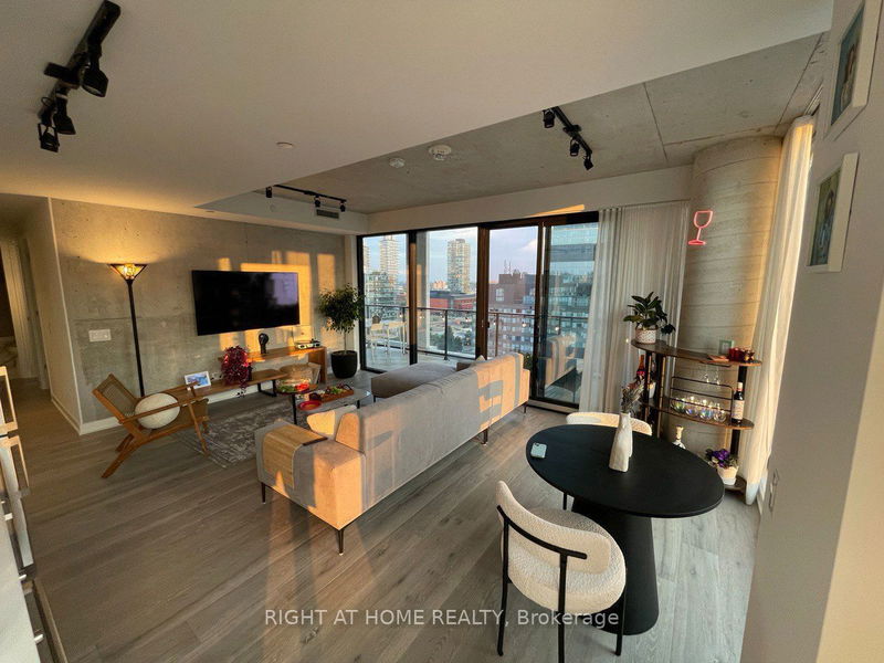 home for lease on 1308-55 Ontario Street