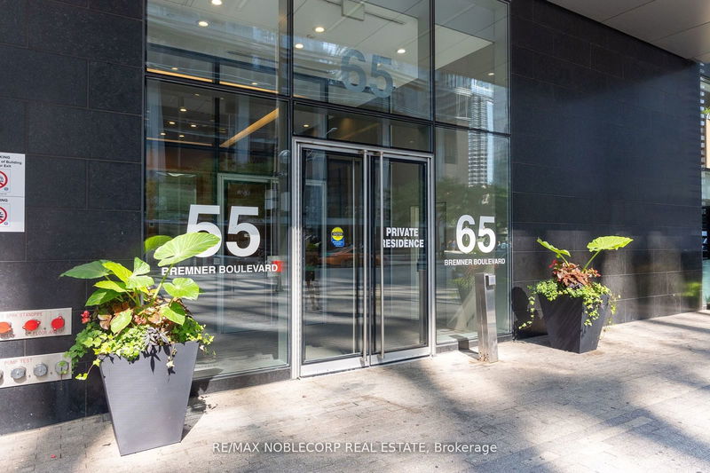  4407 - 55 Bremner Blvd  Toronto, M5J 0A6 | Image 32