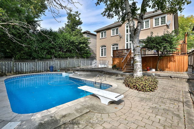 391 Empress Avenue