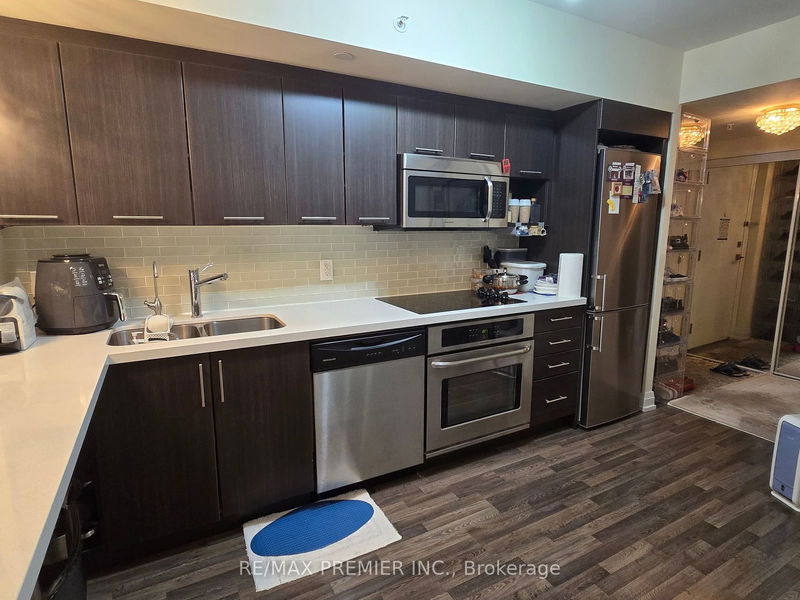  709 W - 565 Wilson Ave  Toronto, M3H 0C6 | Image 3