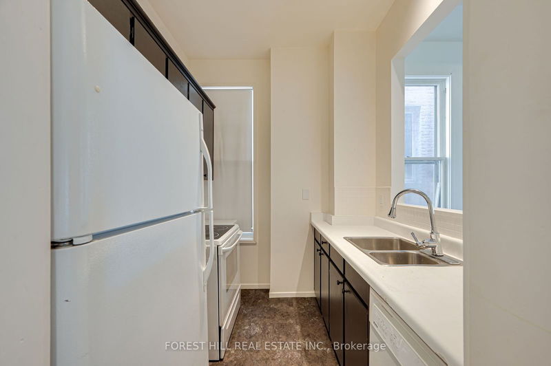 103 Gloucester St  Toronto, M4Y 1M2 | Image 8