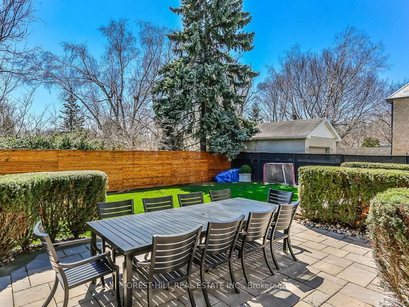 11 Hawarden Cres  Toronto, M5P 1M6 | Image 35