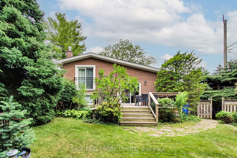 164 Sweeney Dr  Toronto, M4A 1V2 | Image 35