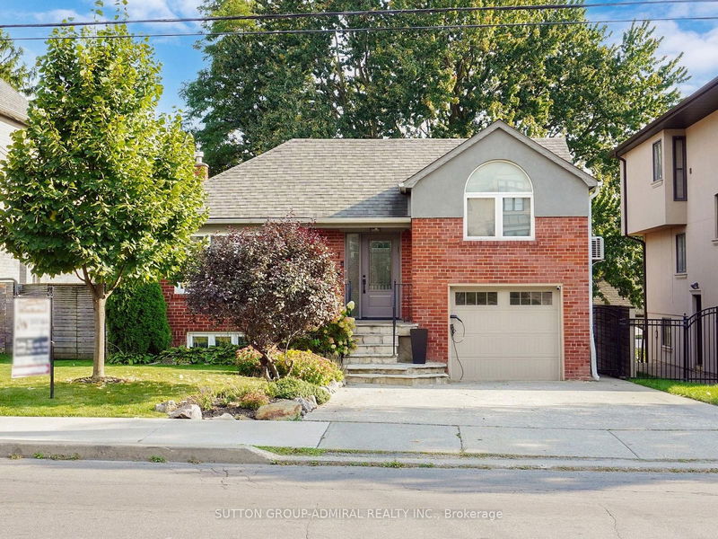 home for sale on 527 Glencairn Avenue