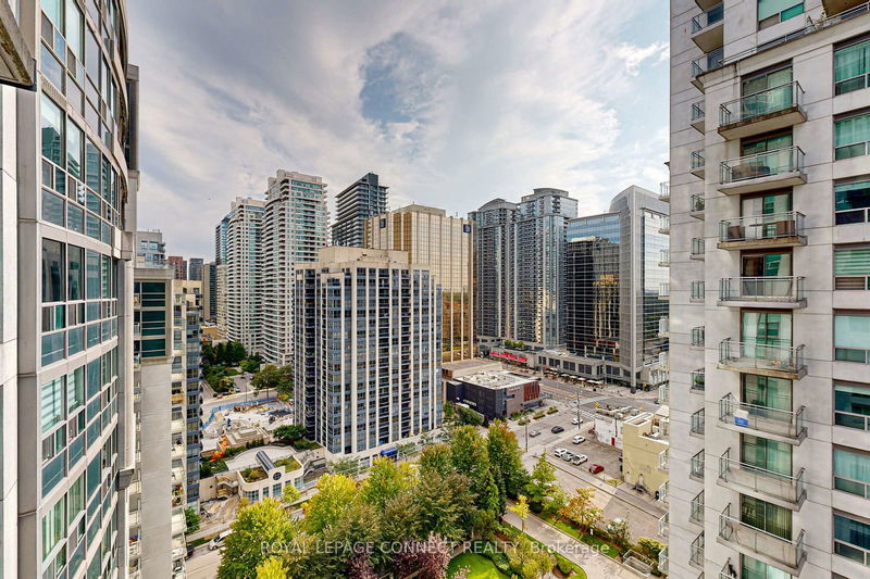  #1802 - 188 Doris Ave  Toronto, M2N 6Z5 | Image 35