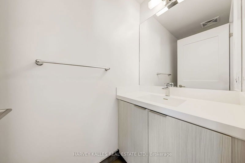  LPH12 - 50 Dunfield Ave  Toronto, M4S 0E4 | Image 15