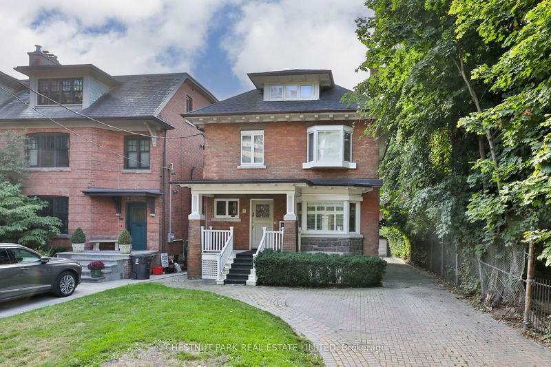 home for lease on 21 Woodlawn Avenue E