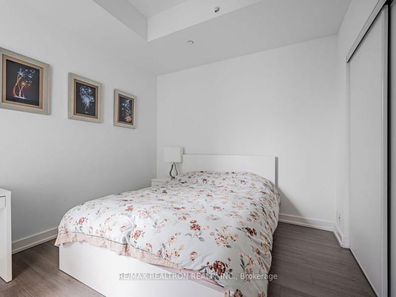  616 - 6 Parkwood Ave  Toronto, M4V 1V1 | Image 15