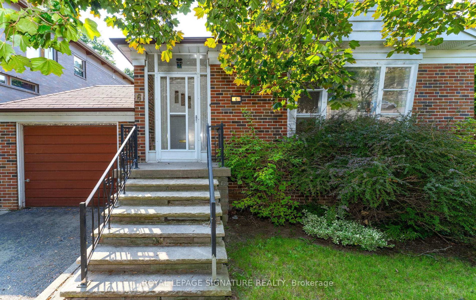 Listing photo 2