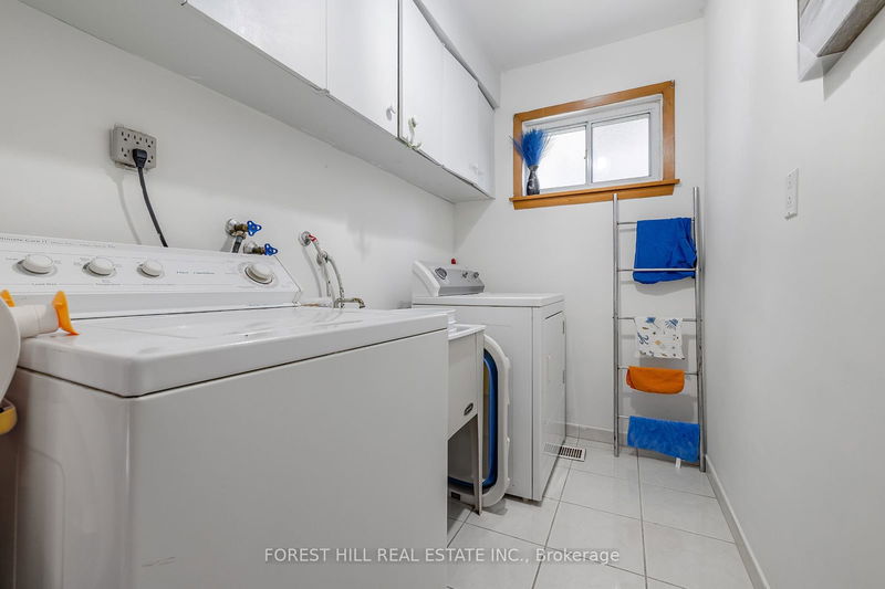 72 Charlton Blvd  Toronto, M2M 1B9 | Image 15