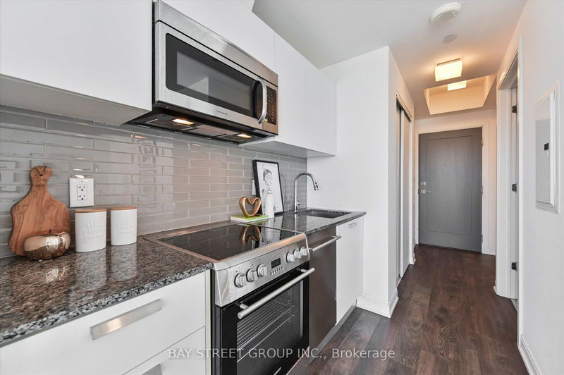  4607 - 42 Charles St E Toronto, M4Y 0B7 | Image 16