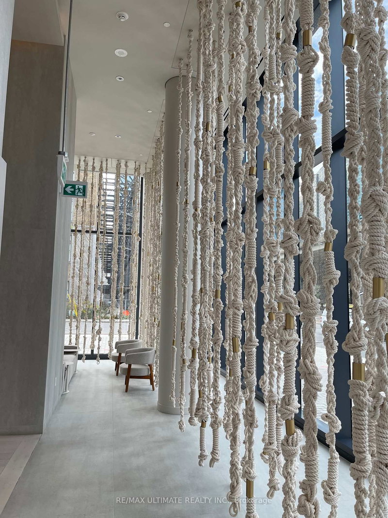 6606 - 55 Cooper St, Toronto, M5E 0G1 | Image 2