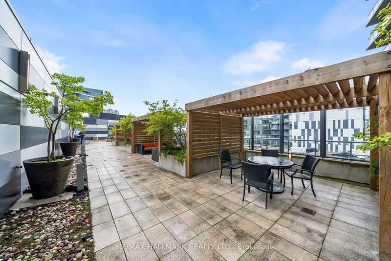  2211 - 20 Bruyeres Mews  Toronto, M5V 0G8 | Image 23