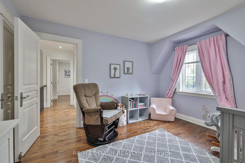 550 Deloraine Ave  Toronto, M5M 2C4 | Image 27