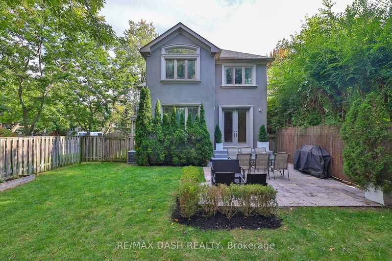 550 Deloraine Ave  Toronto, M5M 2C4 | Image 4