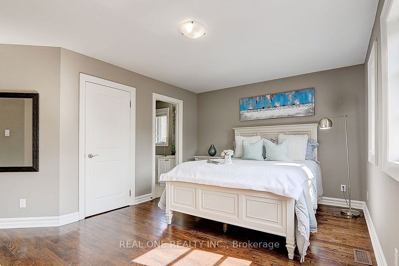 286 Hollywood Ave  Toronto, M2N 3K9 | Image 28