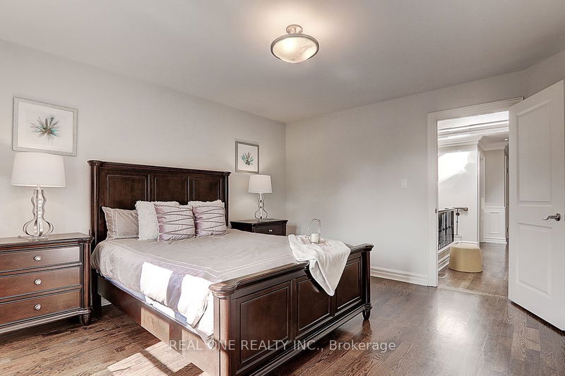 286 Hollywood Ave  Toronto, M2N 3K9 | Image 31