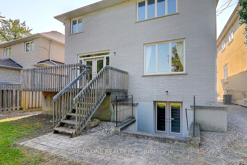 286 Hollywood Ave  Toronto, M2N 3K9 | Image 39