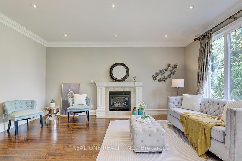 286 Hollywood Ave  Toronto, M2N 3K9 | Image 5