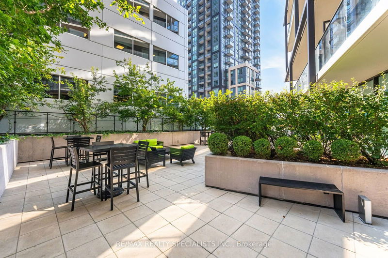  3012 - 125 Peter St  Toronto, M5V 0M2 | Image 30